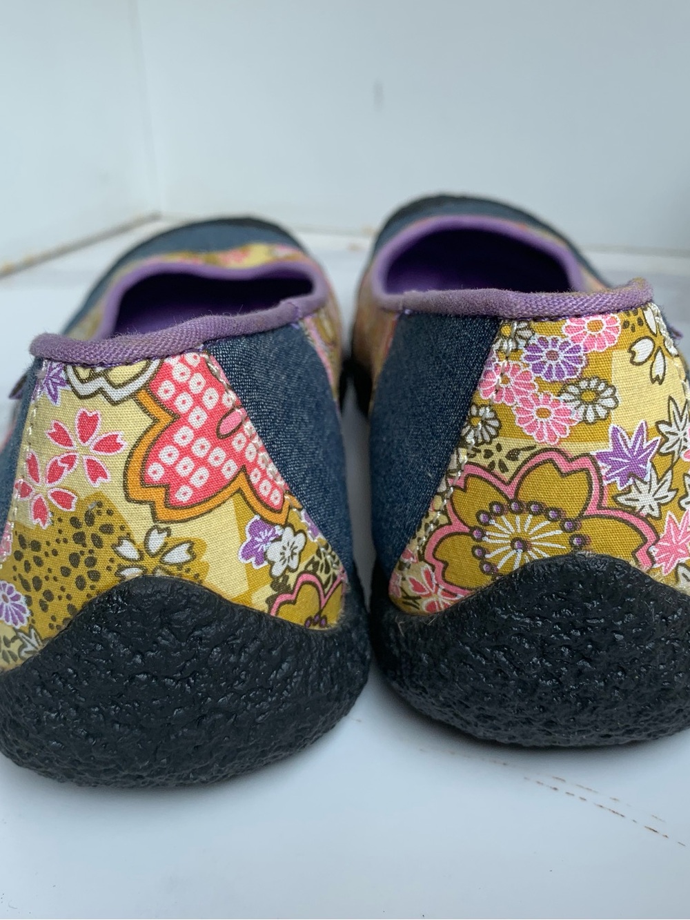 Keene Harvest Women’s Floral Denim Slip-On Flats - Picture 3 of 8